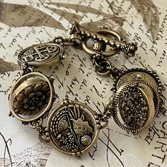 Lucky Brand Antique Bronze Swivel Coin Toggle Bracelet - Picture 5 of 11